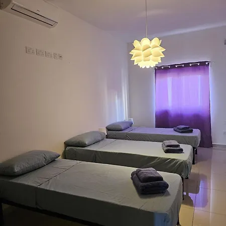 013 Seafront 2 Bedroom In * Gzira