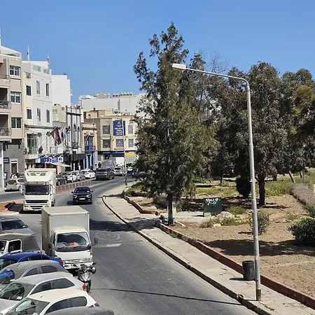 013 Seafront 2 Bedroom In * Gzira